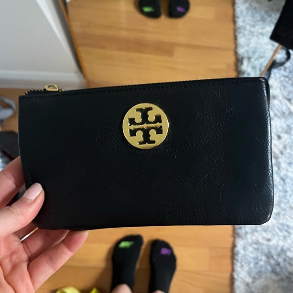 Tory Burch Black Wallet - Picture 1 of 3